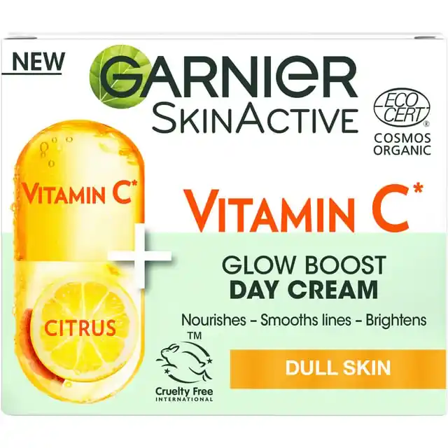 Handla nu Garnier Skin Active Brightening Day Cream Vitamin C 50 ml